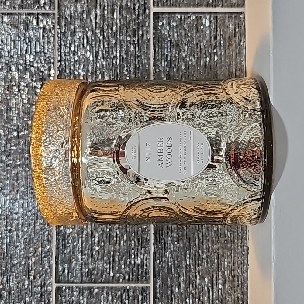 NEW VIRAL Leoben Co "No 17 Amber Woods" Candle - 18oz - Never Used - Picture 2 of 4
